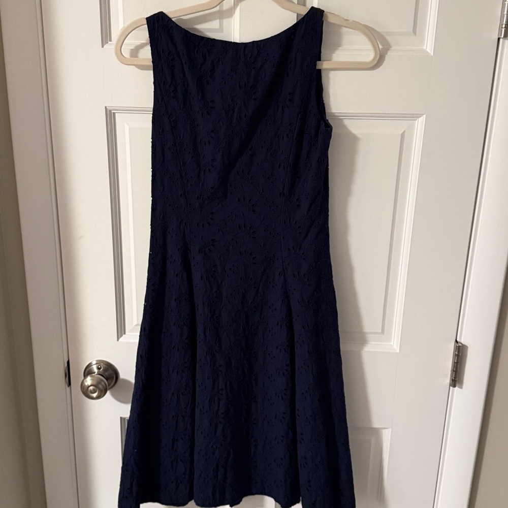 Lauren Ralph Lauren Navy Eyelet Fit & Flare Sleeveless Dress Scoop Neck Size 2 - Picture 4 of 4